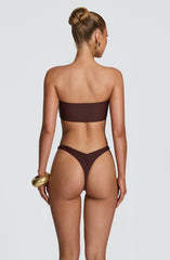 XS