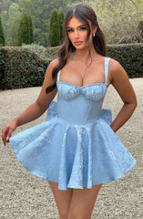 XS