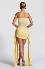 XS