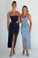 XS
