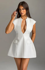 XS
