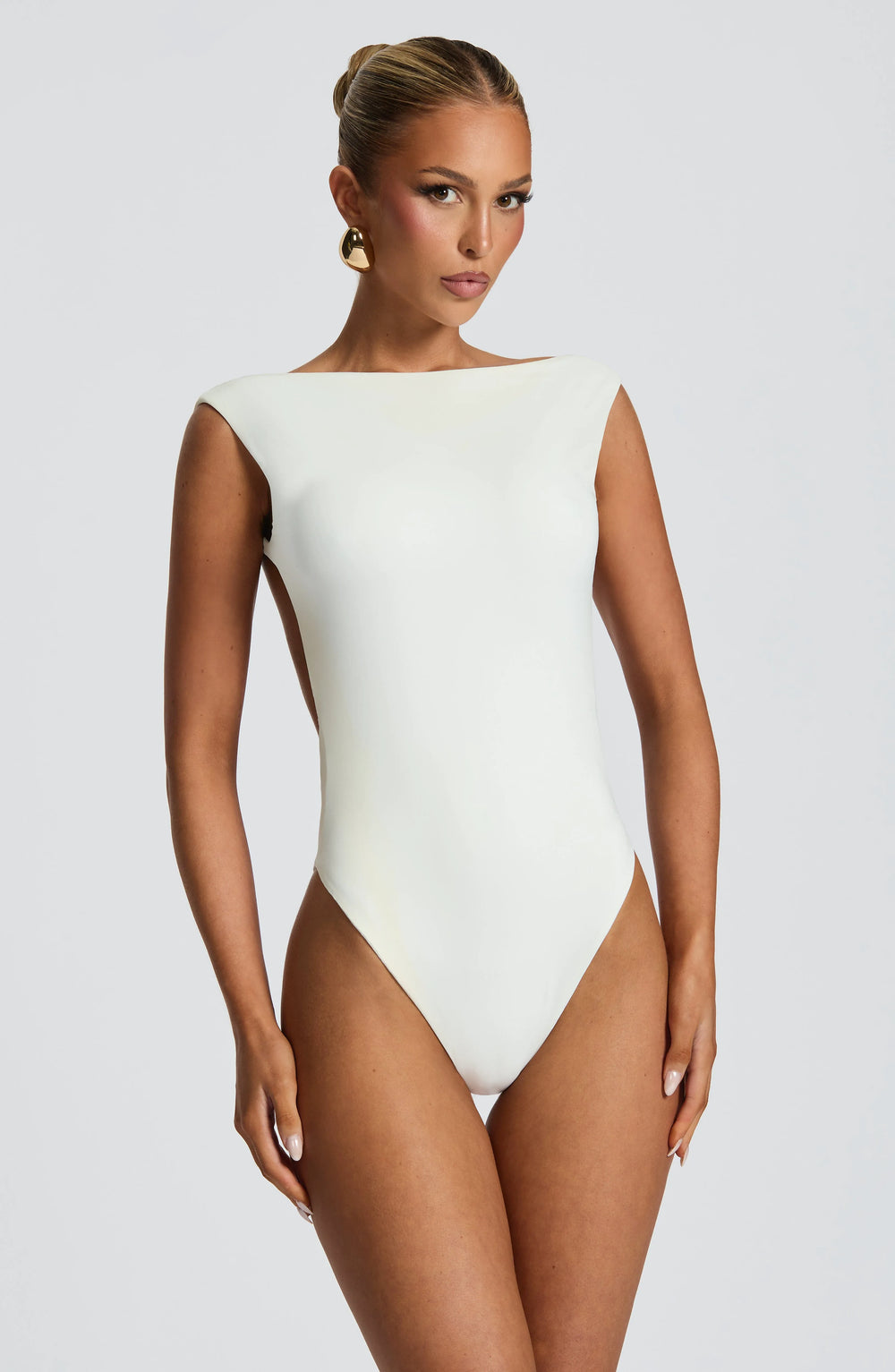 XS