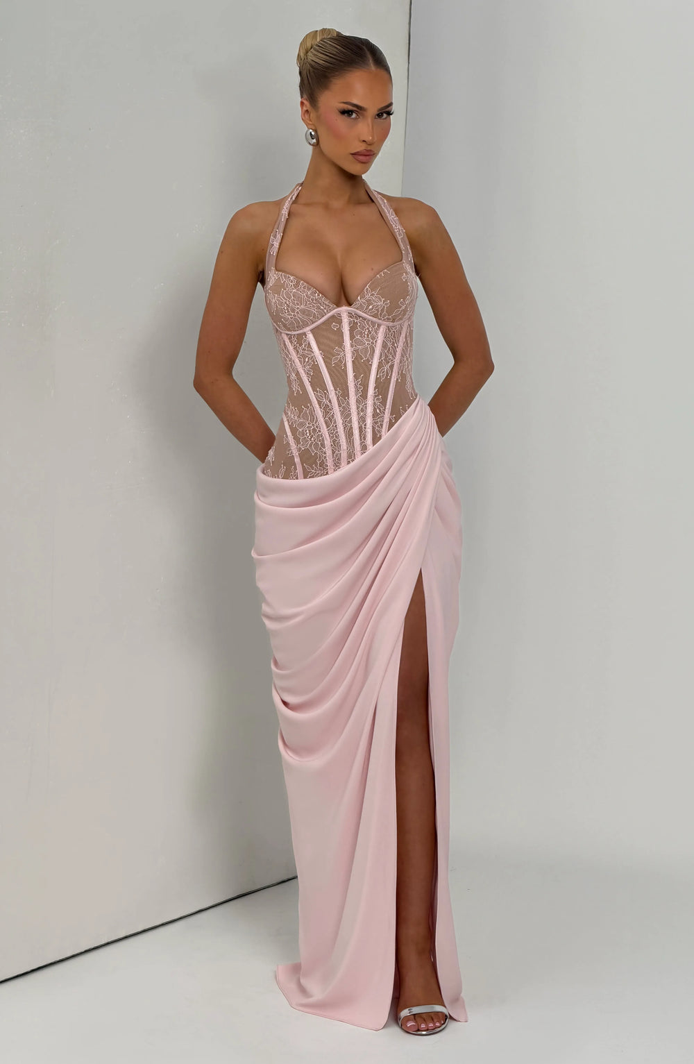 XS