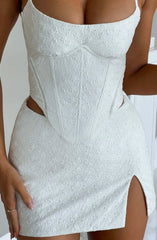 XS