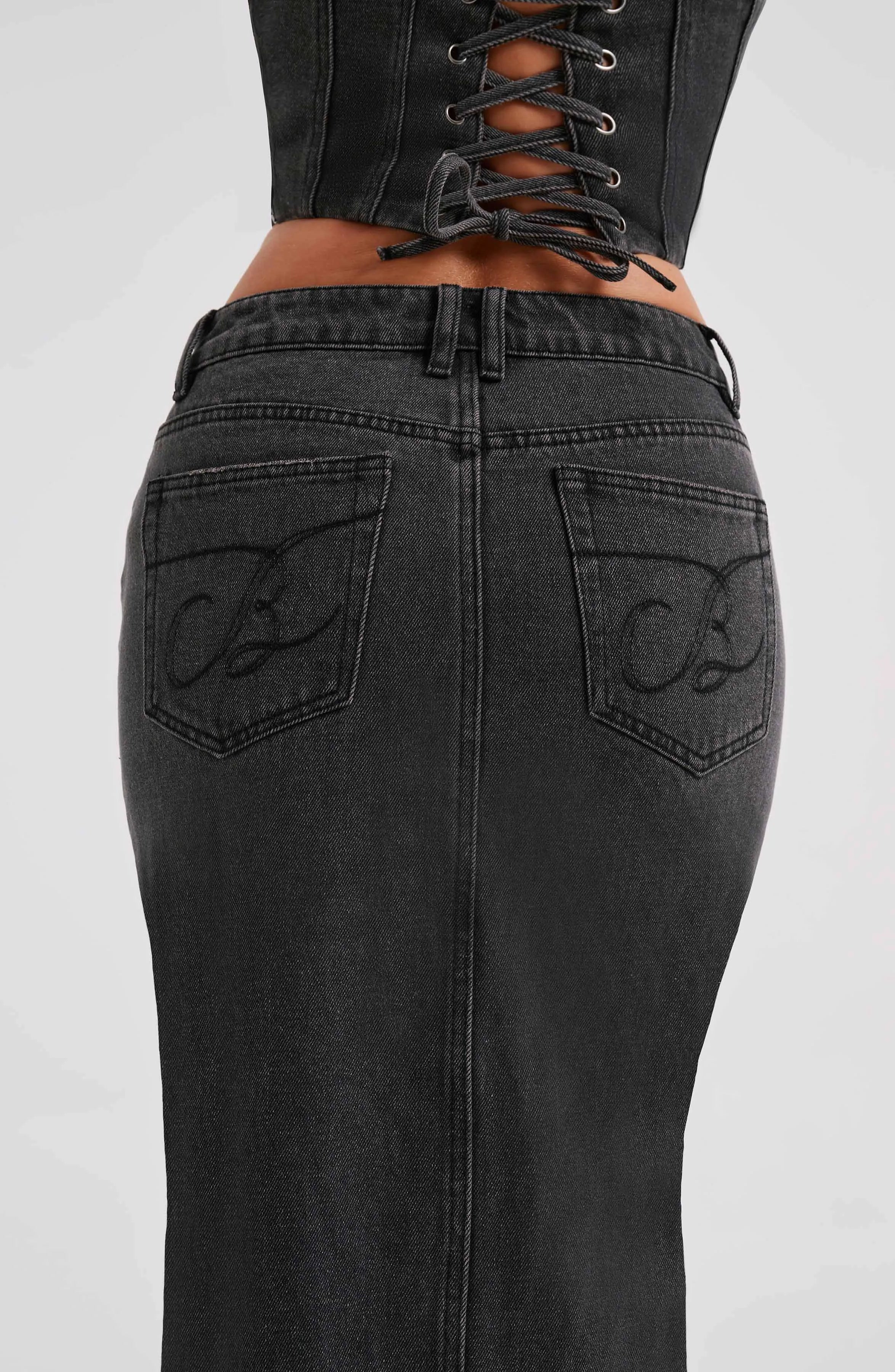 XS