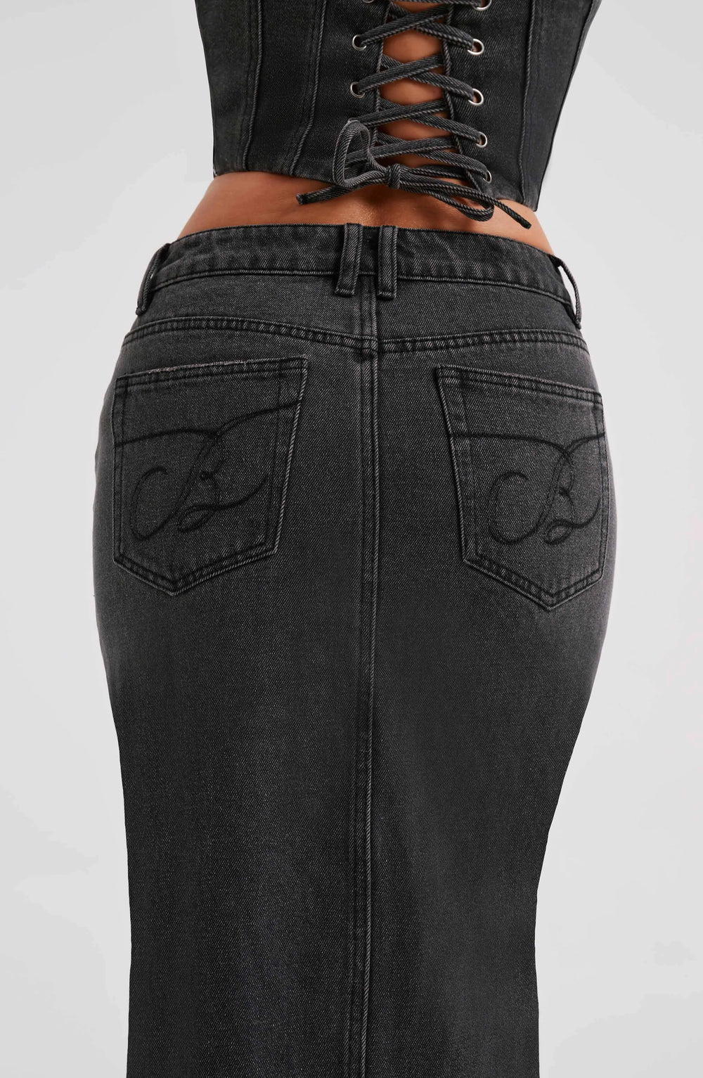 XS