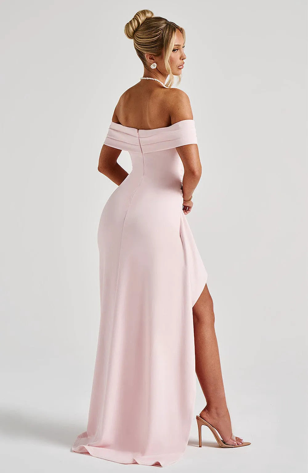 XS