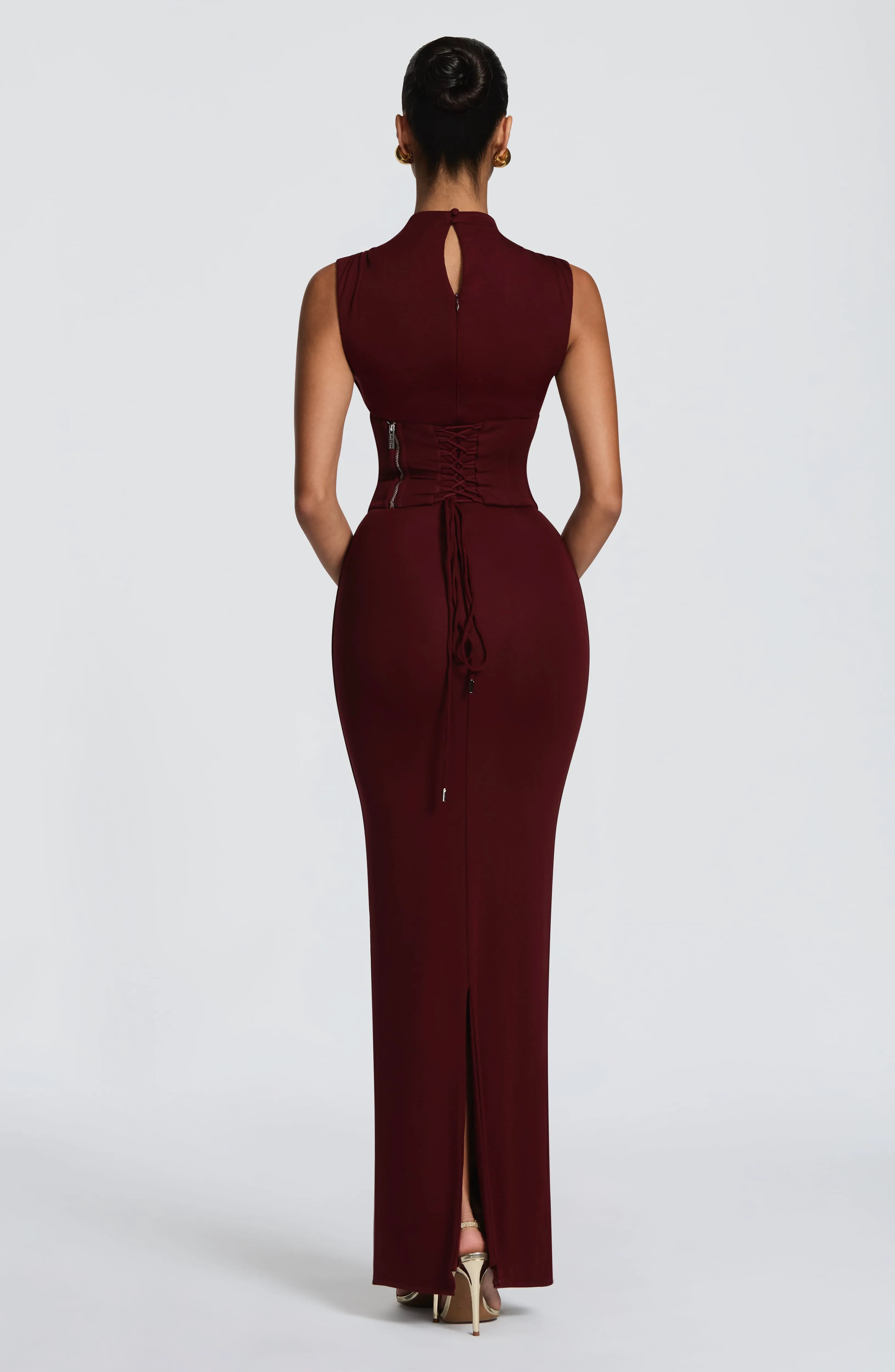 XS
