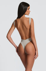 XS